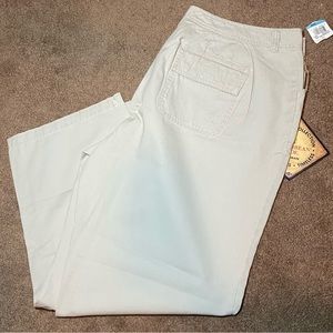 Caribbean Joe’s Khaki Capris!